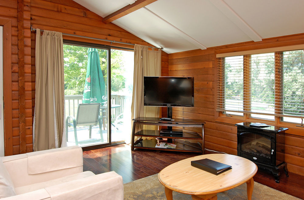 Eganridge Resort, Golf Club & Spa Bobcaygeon Exterior photo