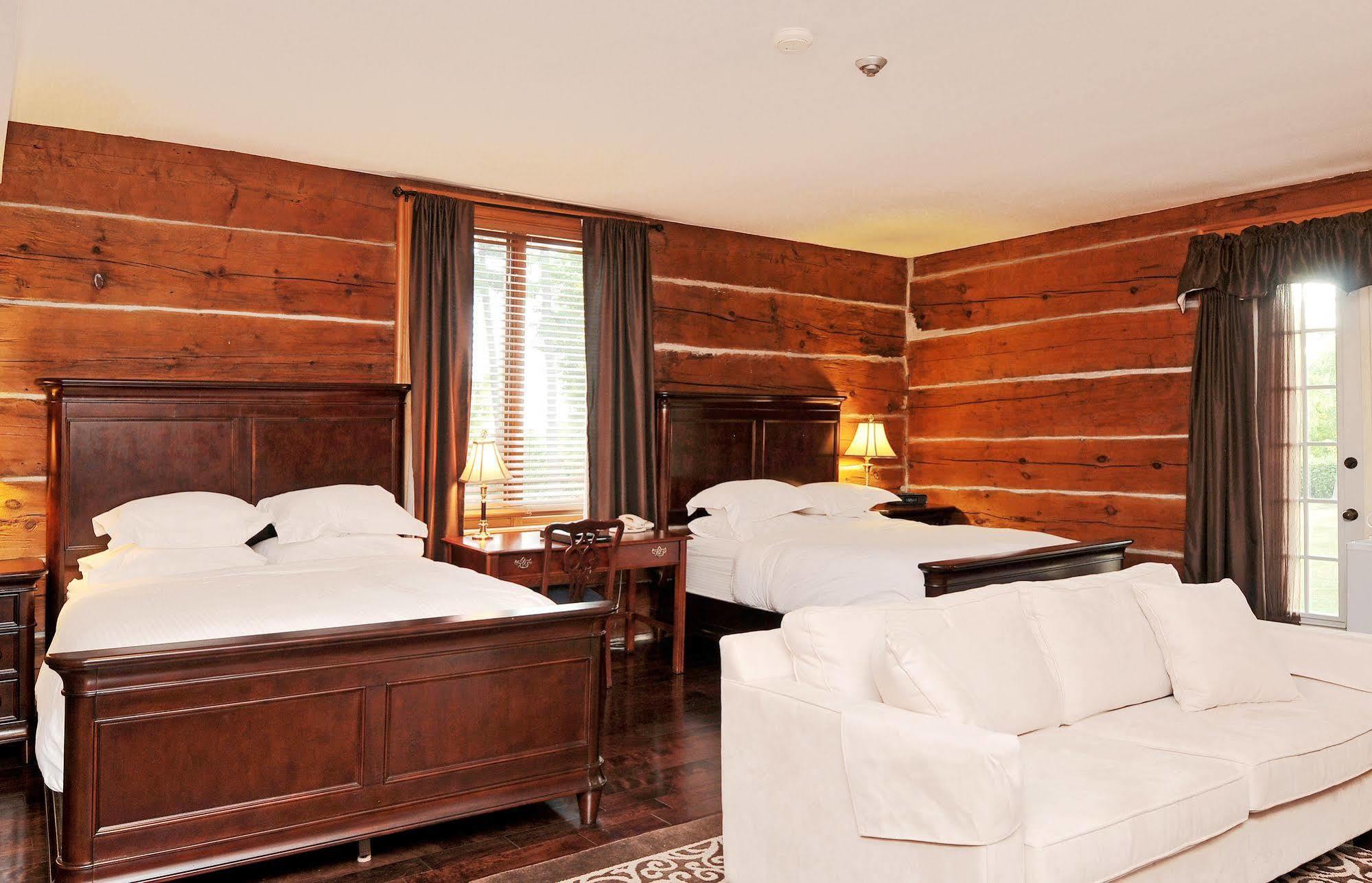 Eganridge Resort, Golf Club & Spa Bobcaygeon Exterior photo